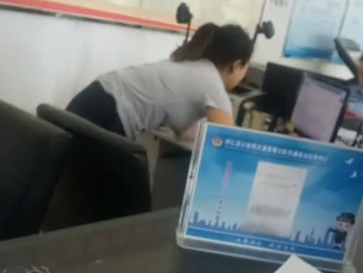 朔州市怀仁县交警队警容风纪乱象