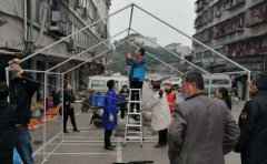 四川宜宾:工作越吃劲越要不放松市场防疫